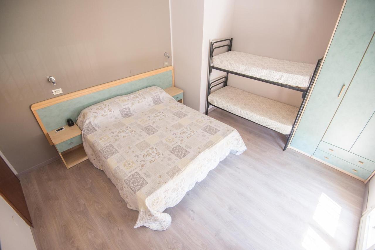 Hotel Avenusta Viserba Di Rimini Eksteriør billede