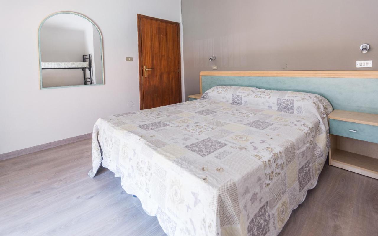 Hotel Avenusta Viserba Di Rimini Eksteriør billede
