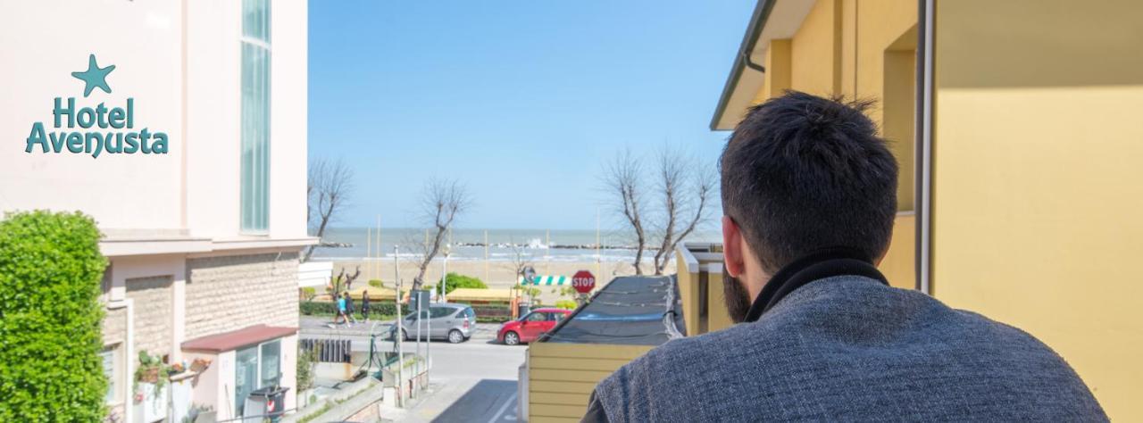 Hotel Avenusta Viserba Di Rimini Eksteriør billede