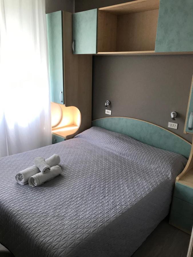 Hotel Avenusta Viserba Di Rimini Eksteriør billede